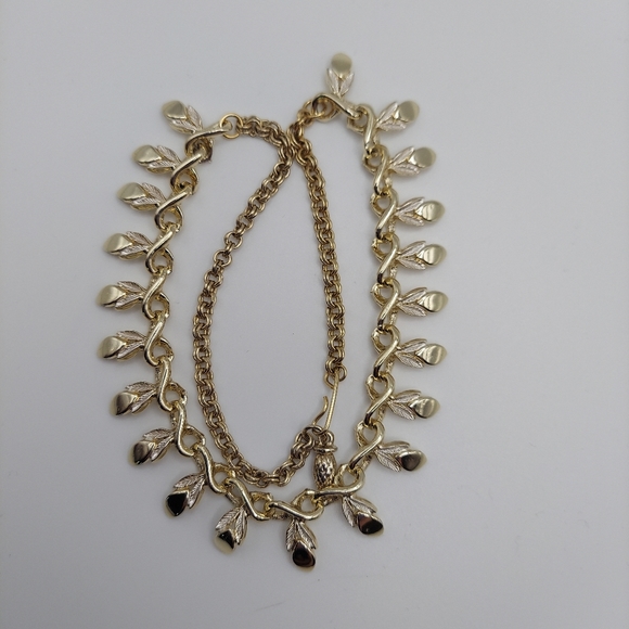 Vintage Chain Necklace w/Leaf Design/ Goldtone & Enamel.VGC & Attractive! - Picture 13 of 13